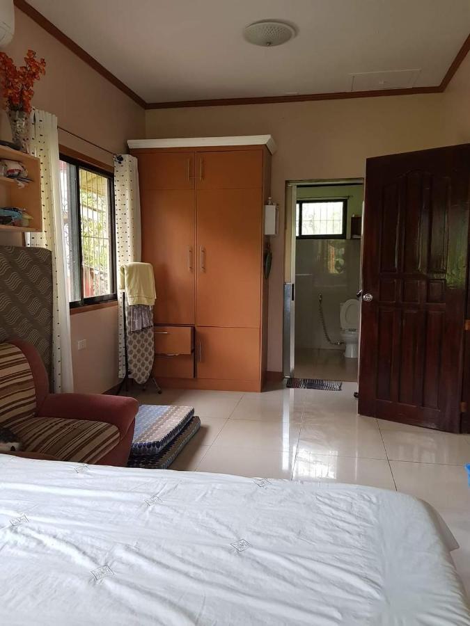 Paco'S Garden Home Stay Мамбахао Экстерьер фото